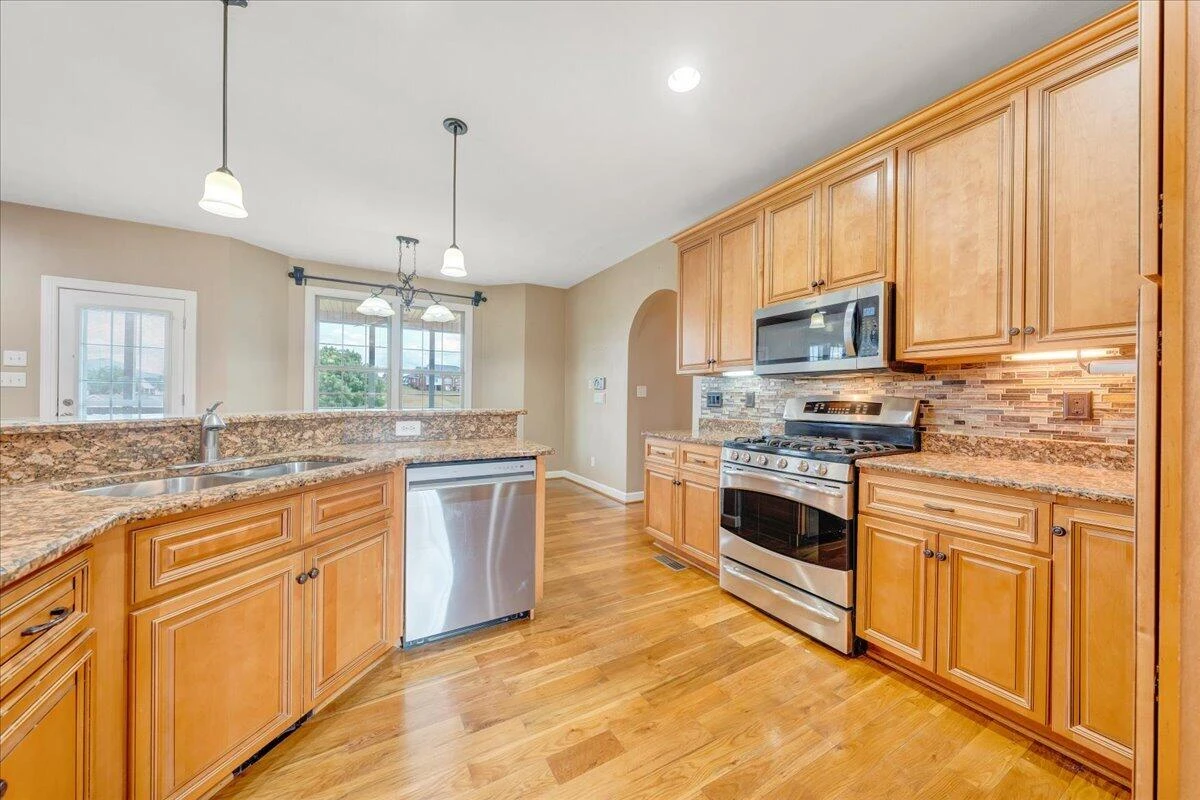 31 Fairway CT - Photo 17
