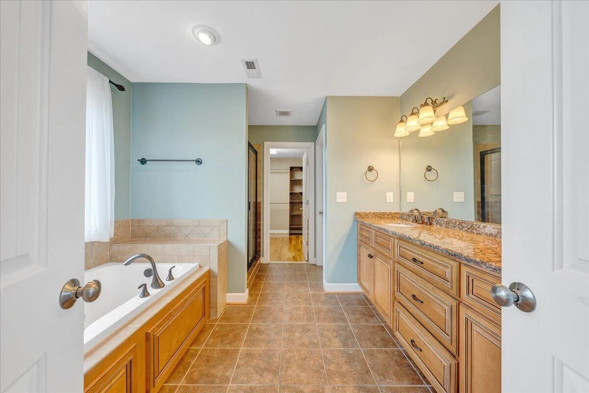 31 Fairway CT - Photo 33