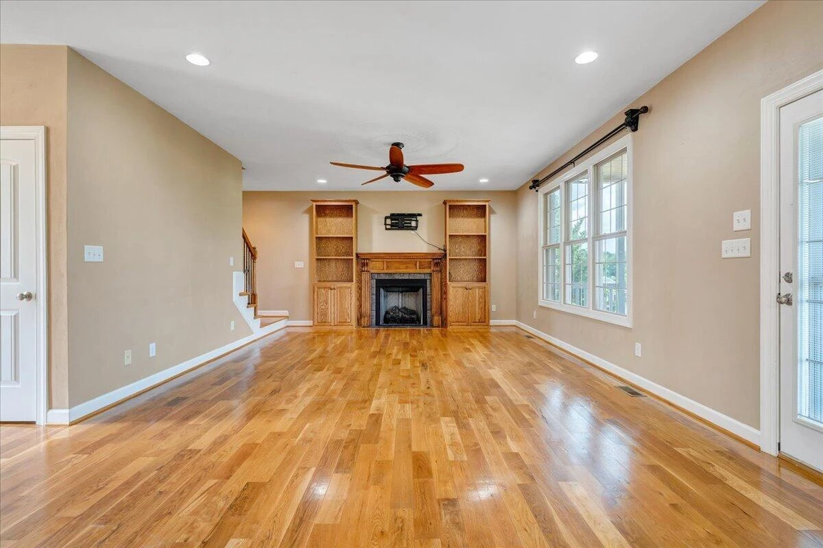 31 Fairway CT - Photo 9