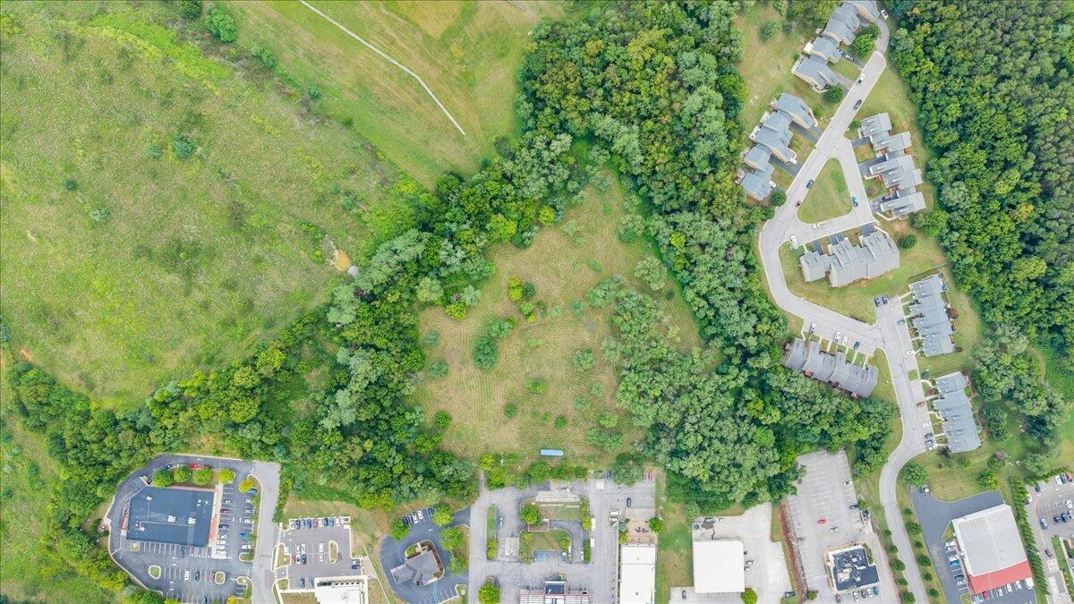 0 Challenger AVE NE