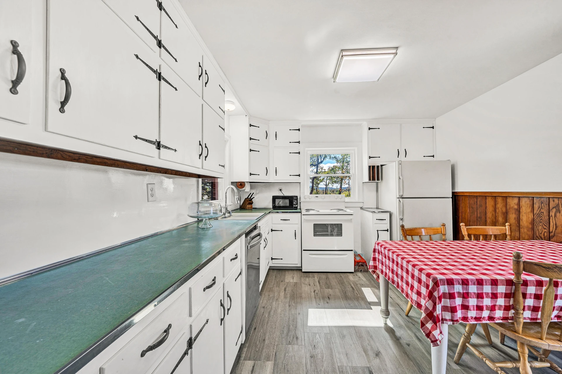 6303 Coopers Mountain RD - Photo 10