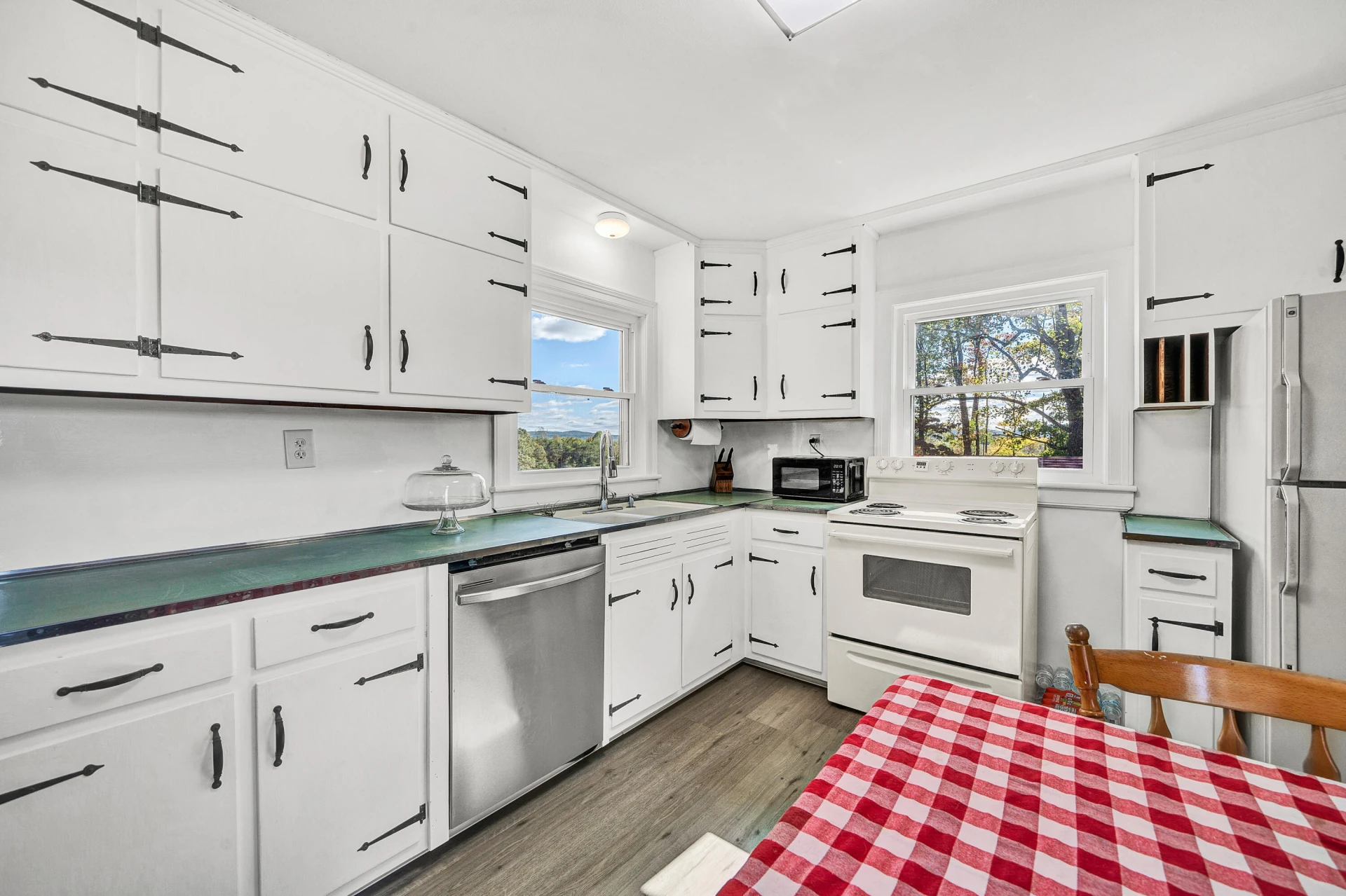 6303 Coopers Mountain RD - Photo 11