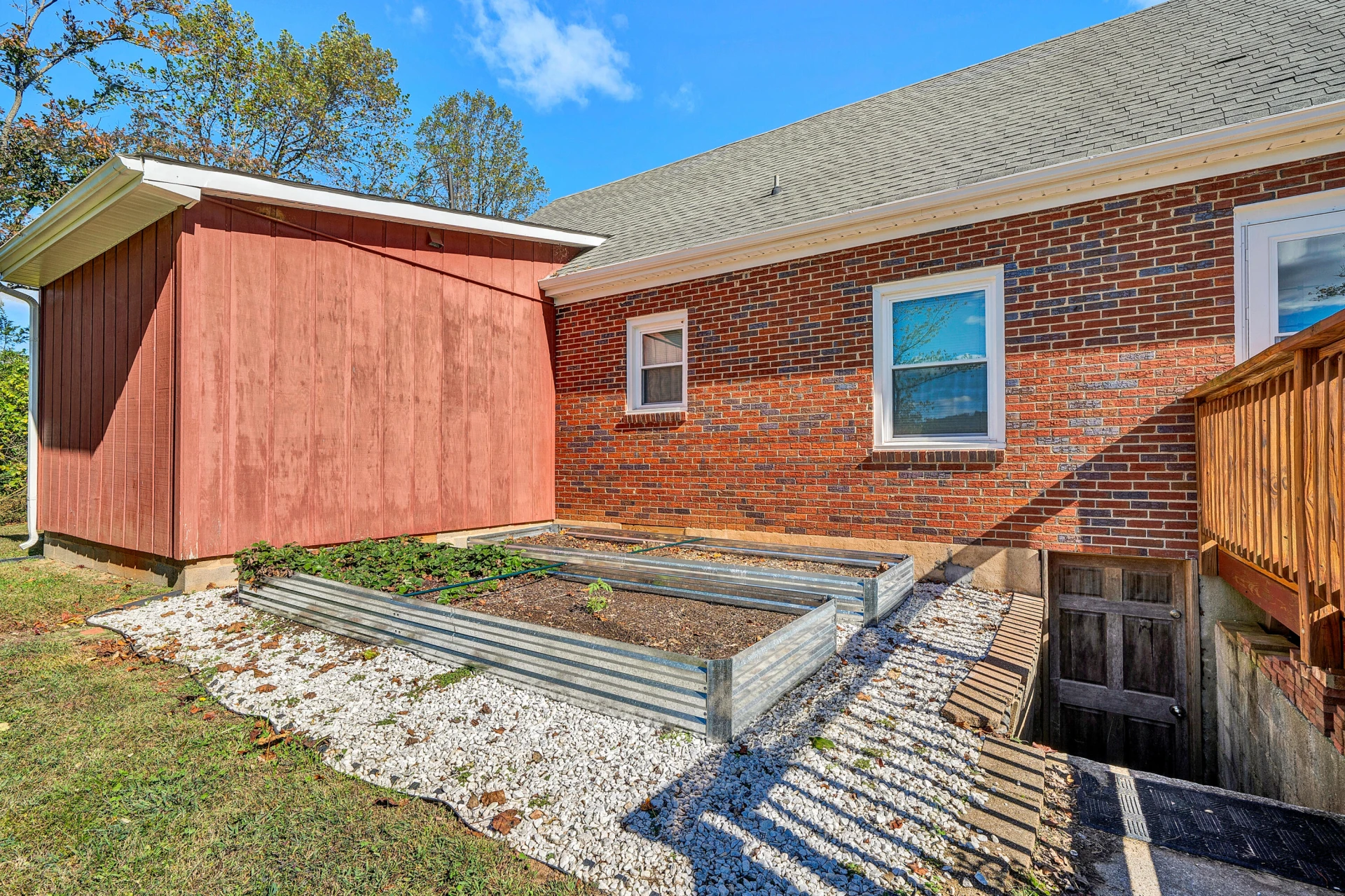 6303 Coopers Mountain RD - Photo 31