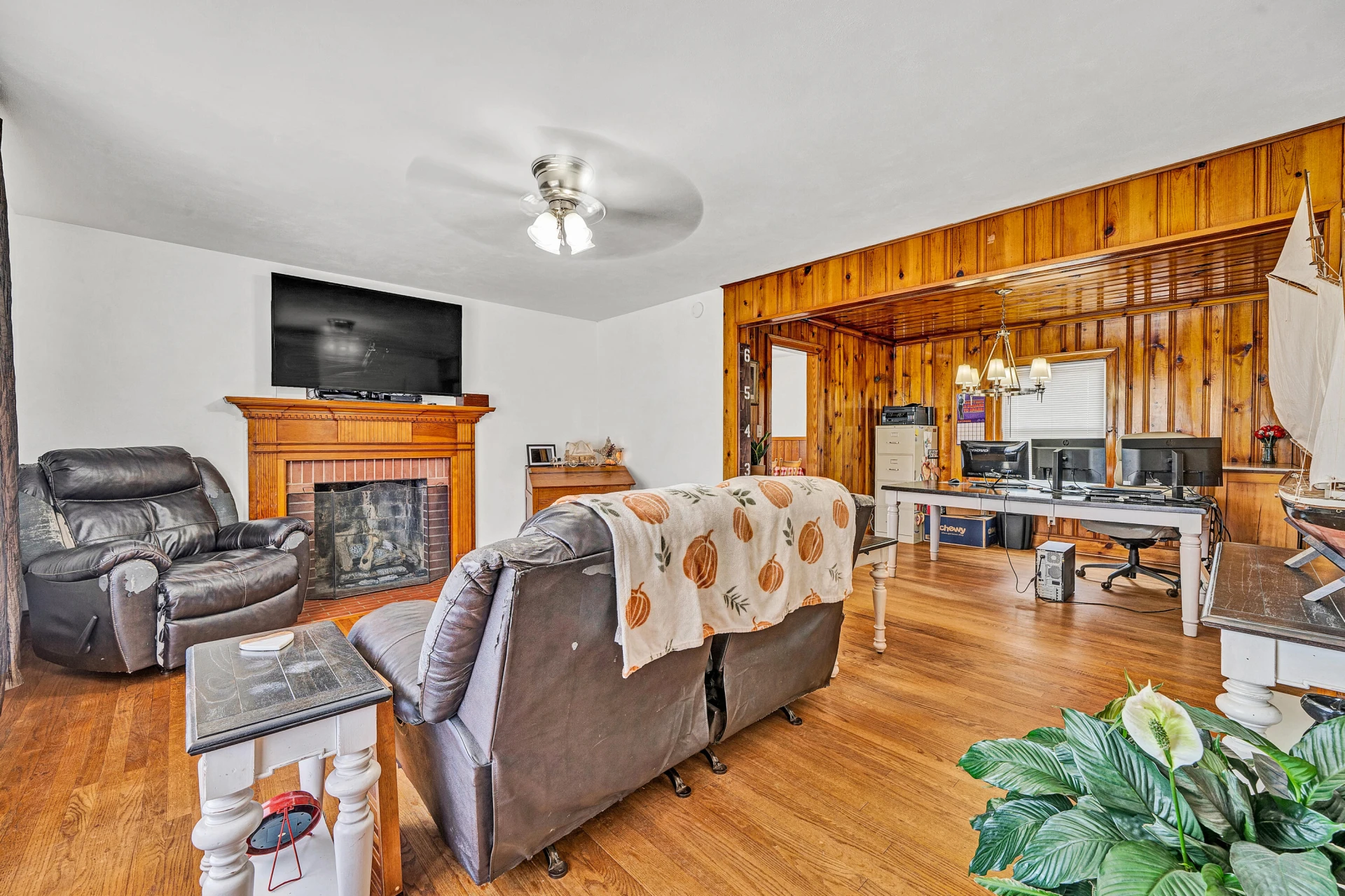 6303 Coopers Mountain RD - Photo 4