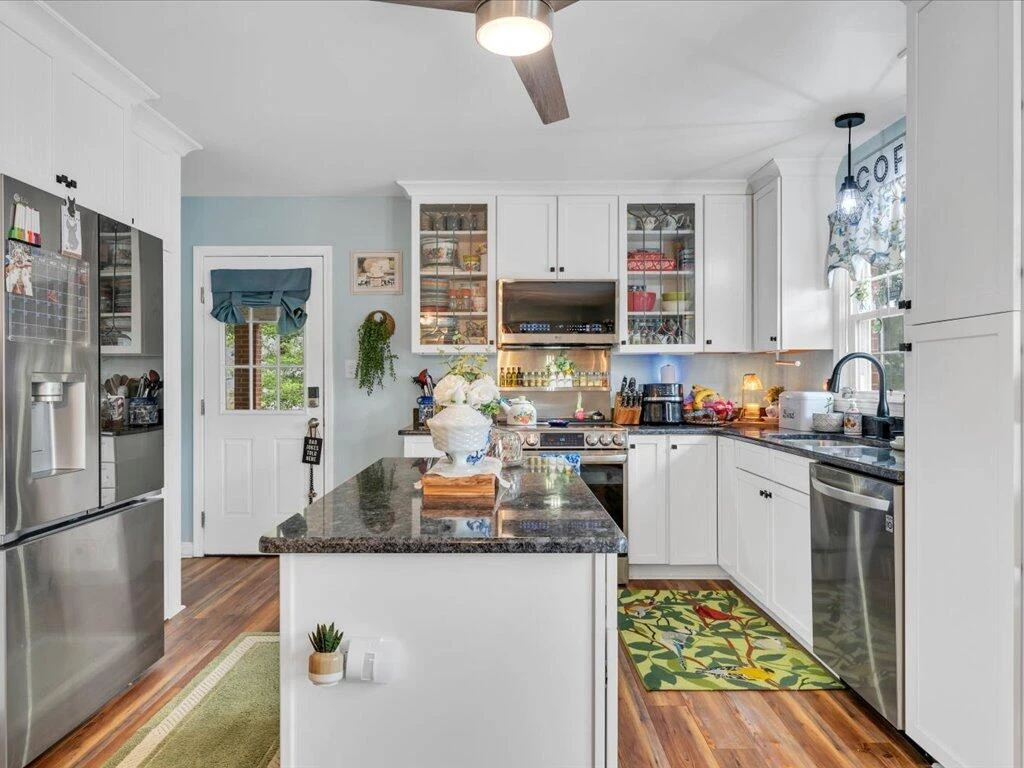 21 Thomas RD - Photo 19