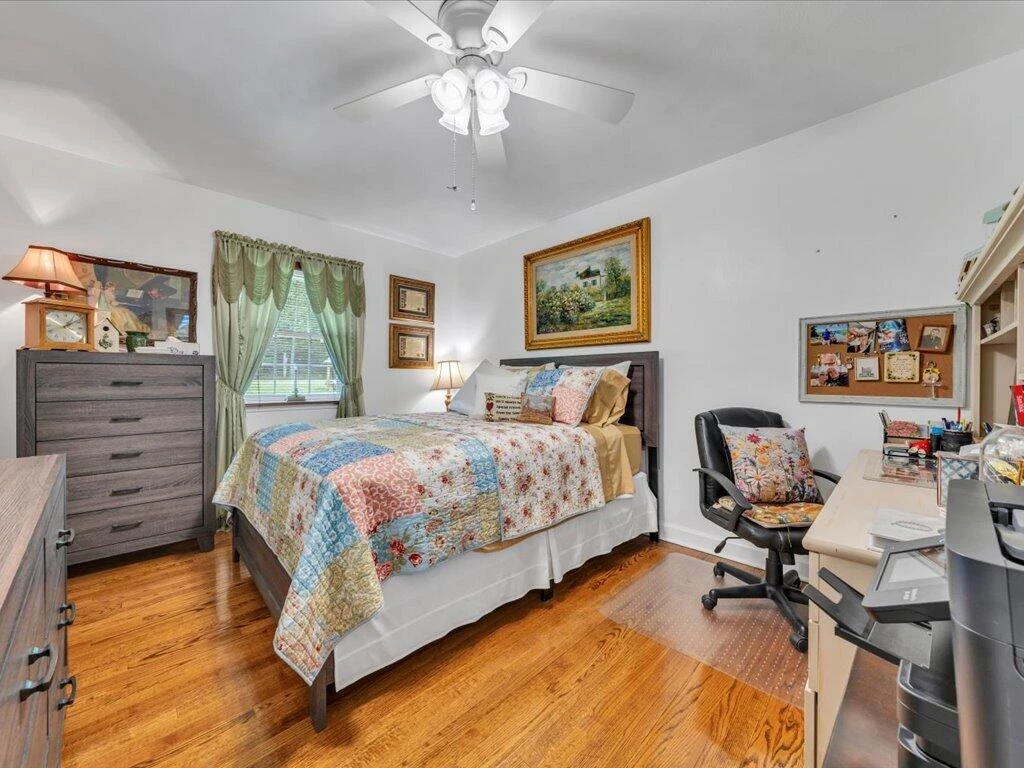21 Thomas RD - Photo 24