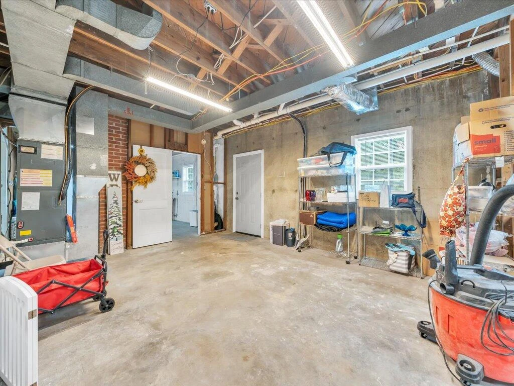 21 Thomas RD - Photo 30