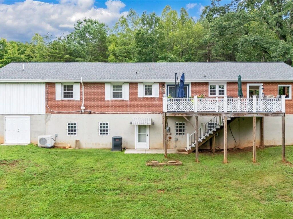 21 Thomas RD - Photo 43