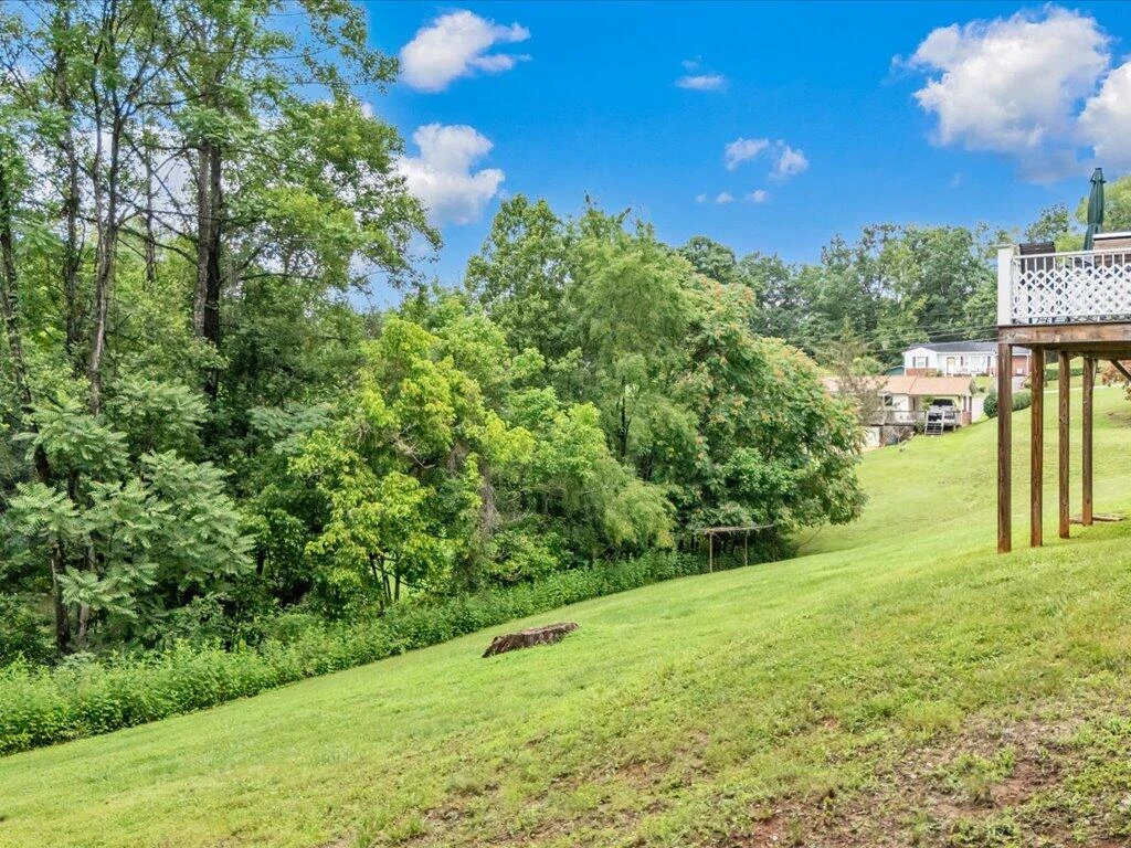 21 Thomas RD - Photo 45