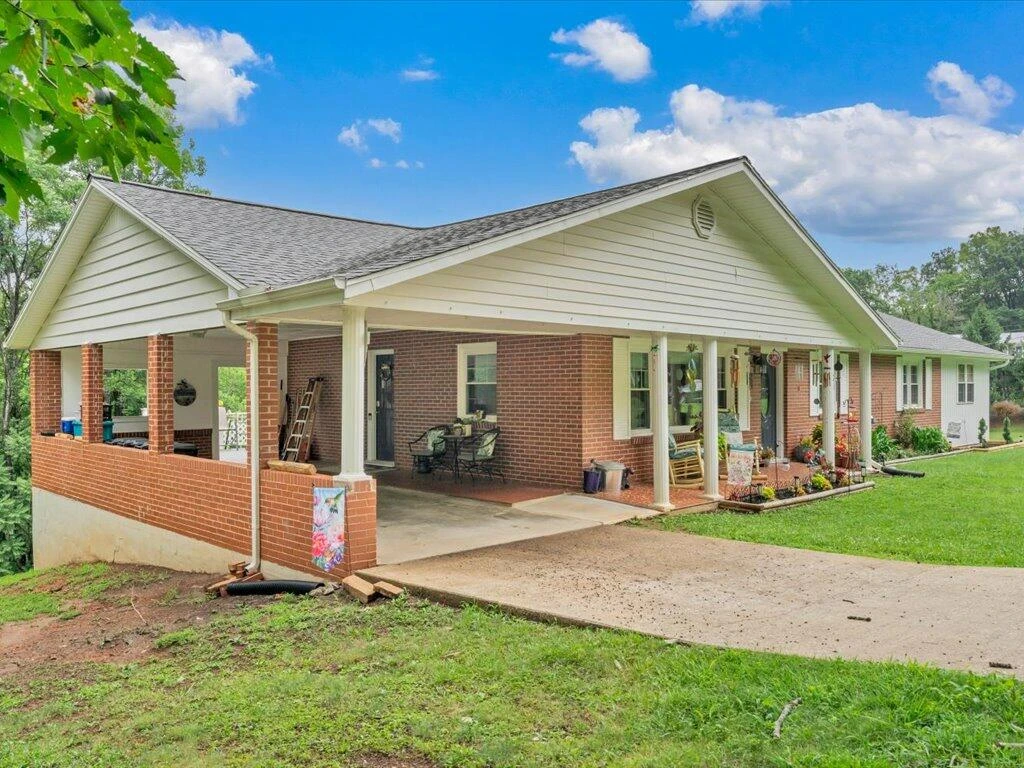 21 Thomas RD - Photo 47