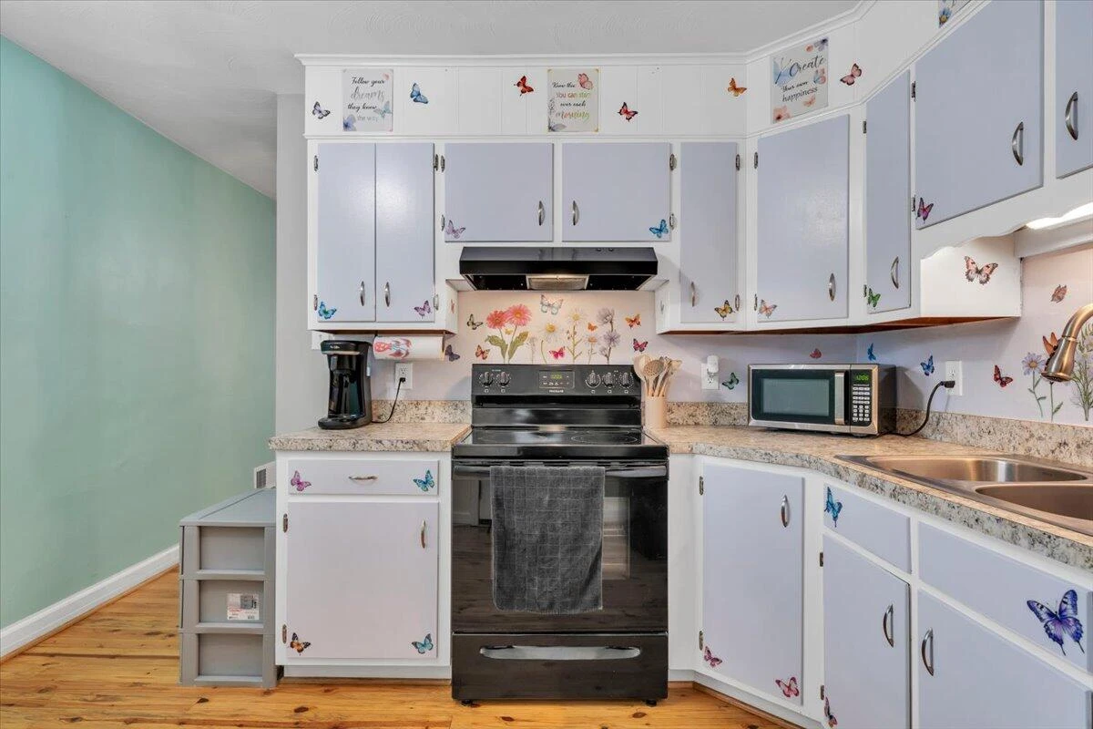 209 Liberty RD NE - Photo 11