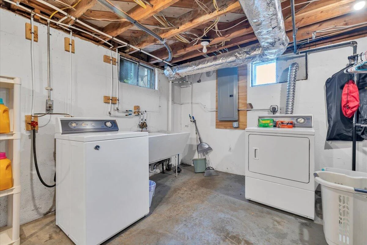 209 Liberty RD NE - Photo 21