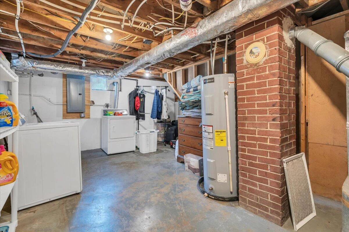 209 Liberty RD NE - Photo 22