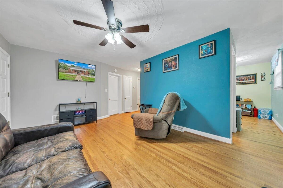 209 Liberty RD NE - Photo 7