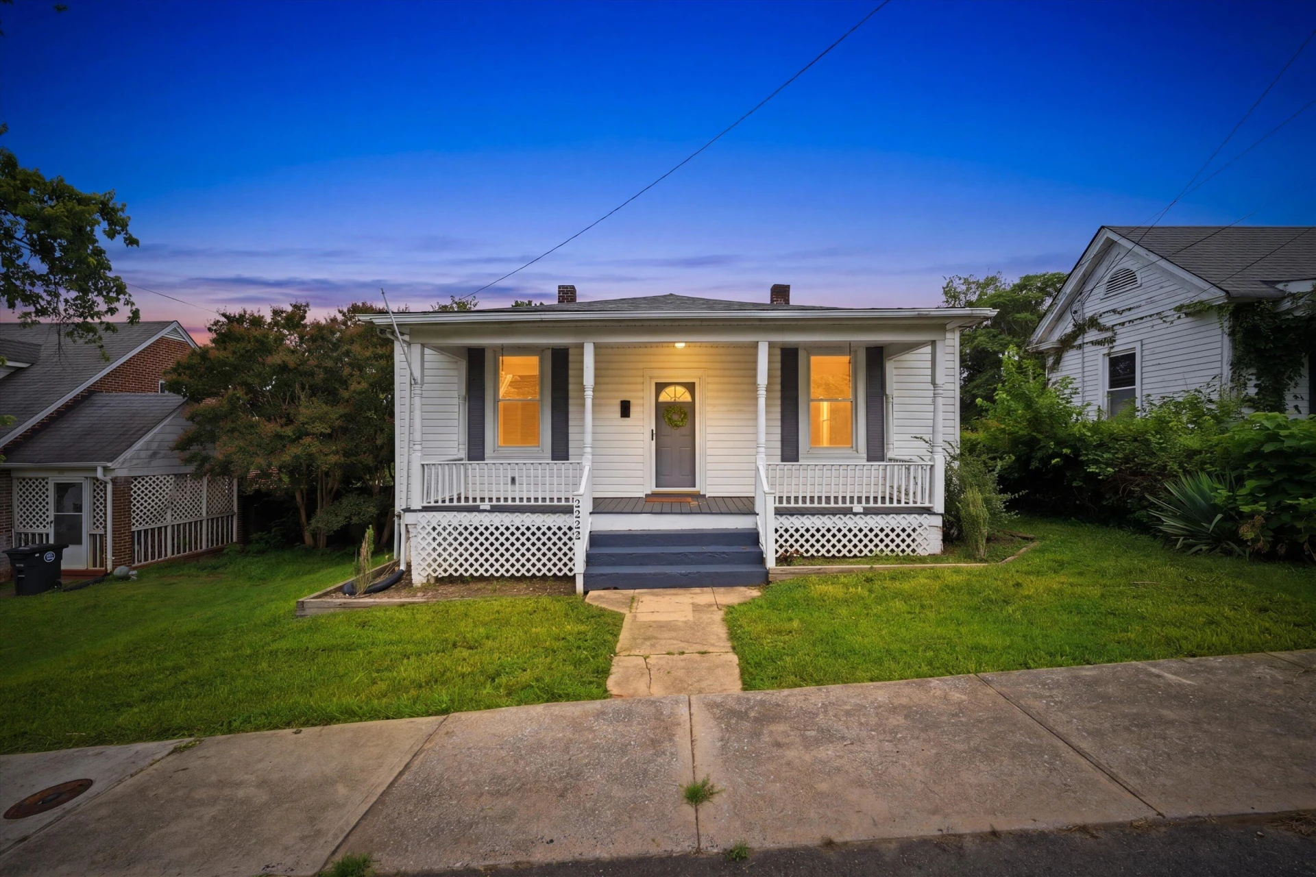 2225 Sabine AVE - Photo 5
