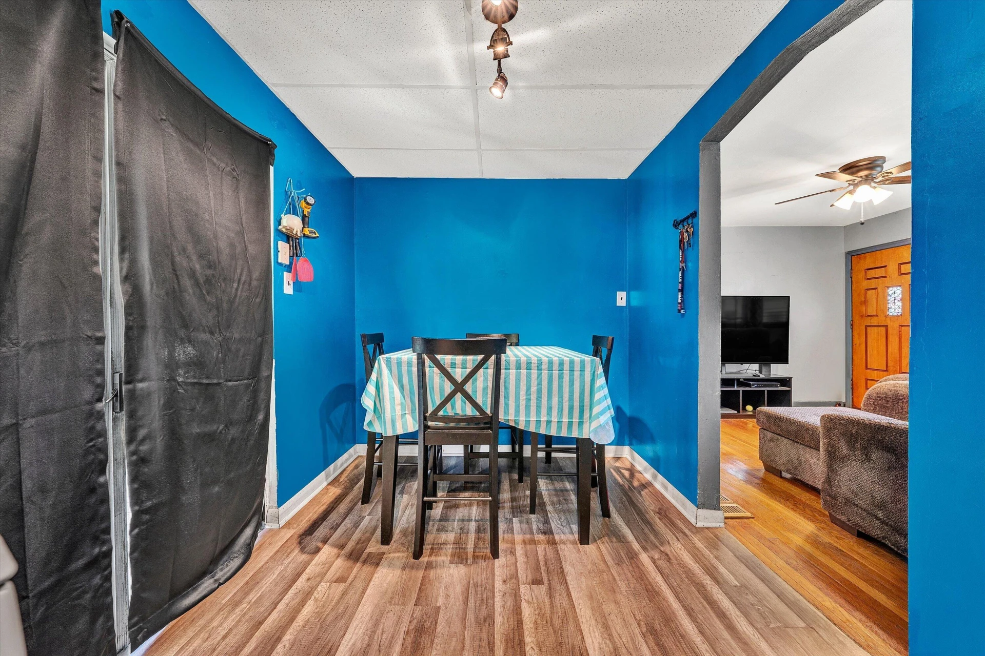 2252 Kenwood BLVD SE - Photo 10