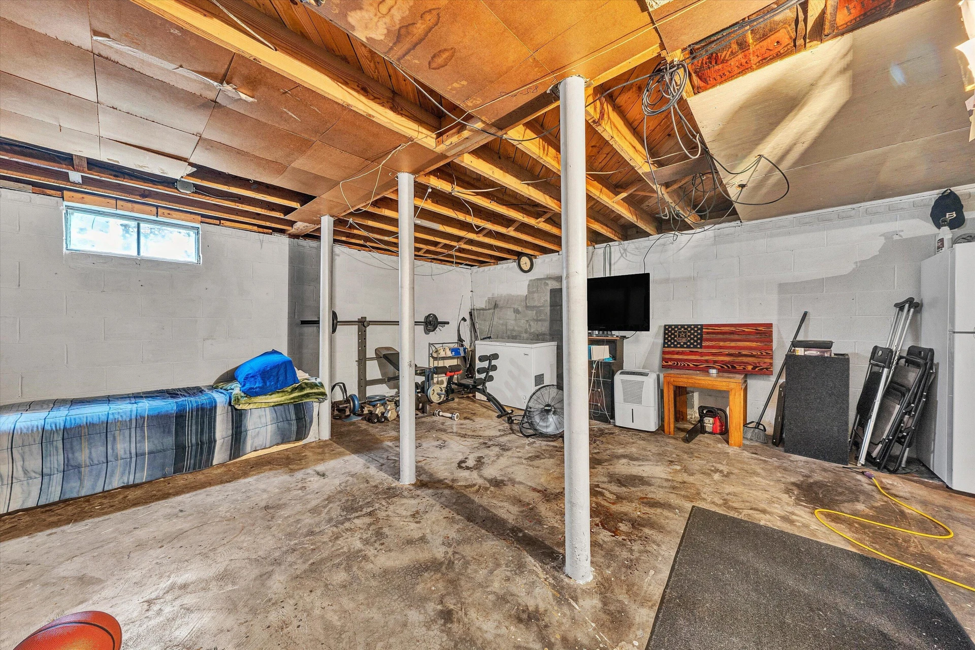 2252 Kenwood BLVD SE - Photo 17