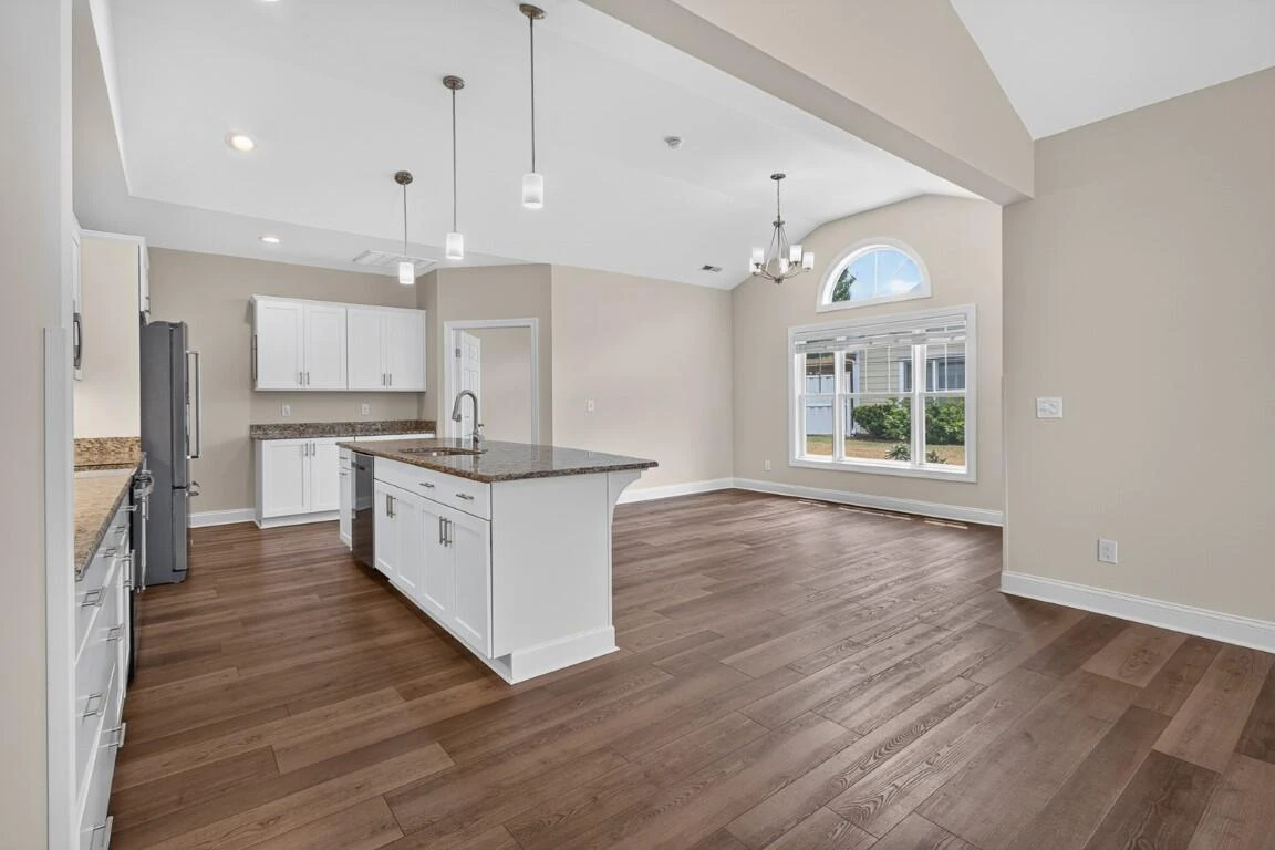65 Professional DR - Photo 14