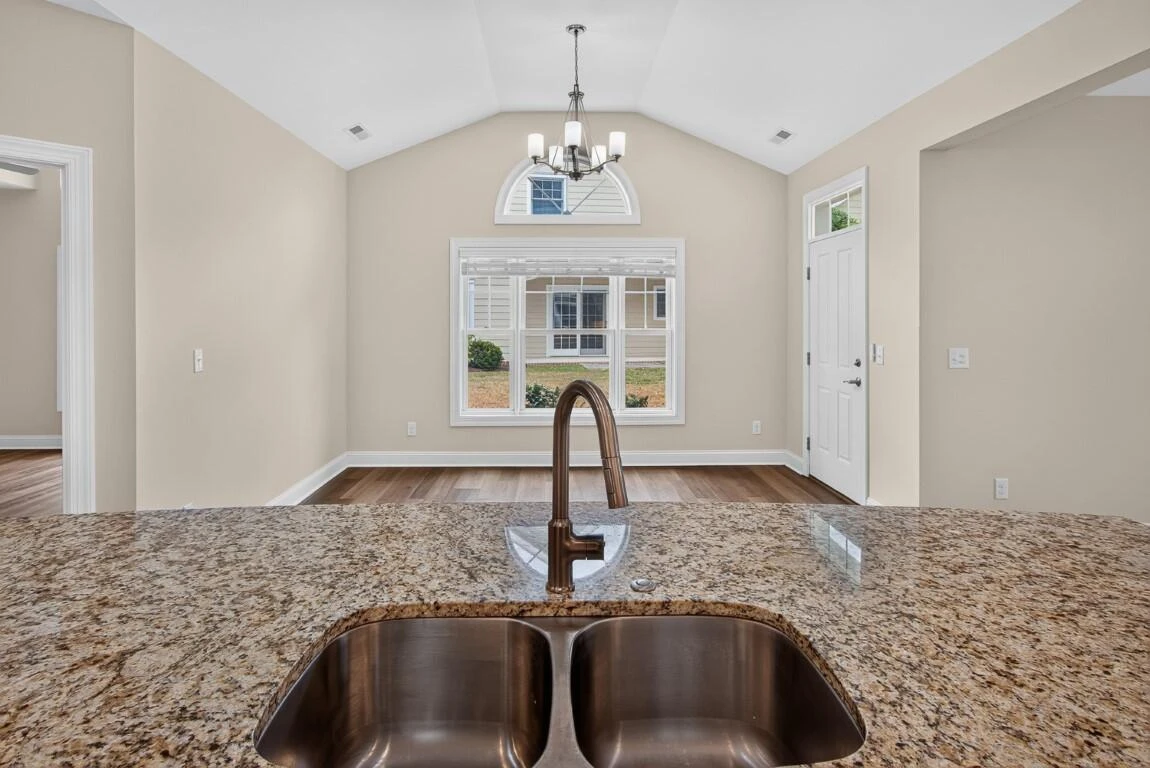 65 Professional DR - Photo 19