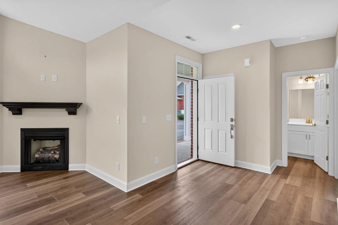 65 Professional DR - Photo 4