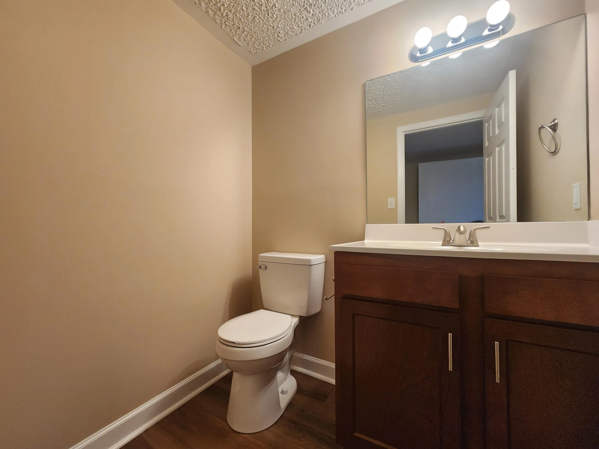 1062 Blandford AVE - Photo 16