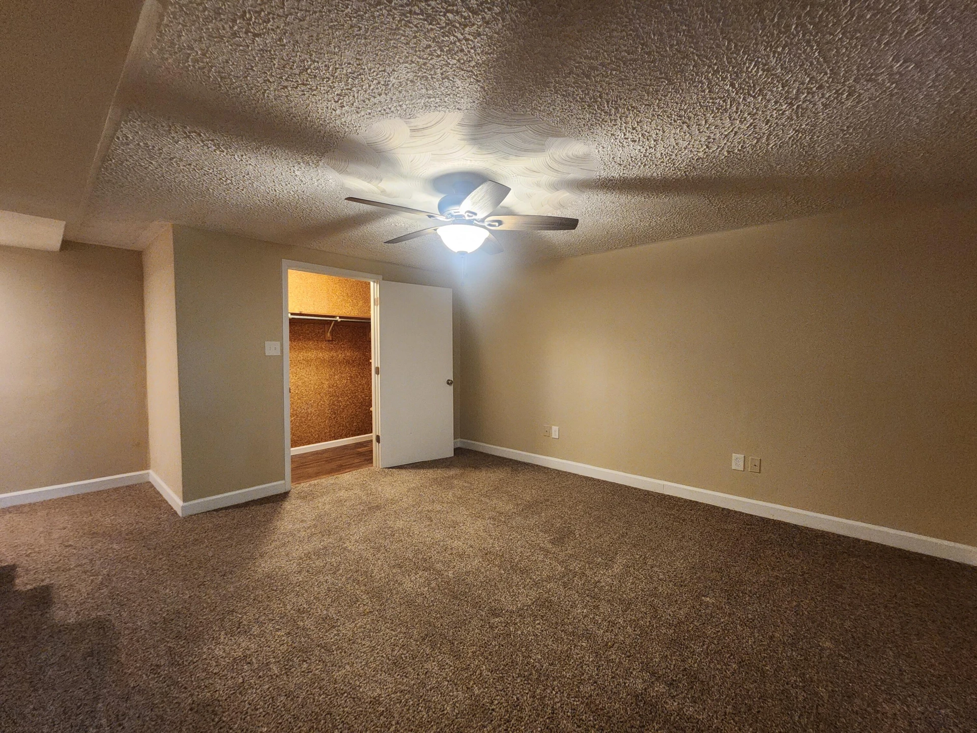 1062 Blandford AVE - Photo 17