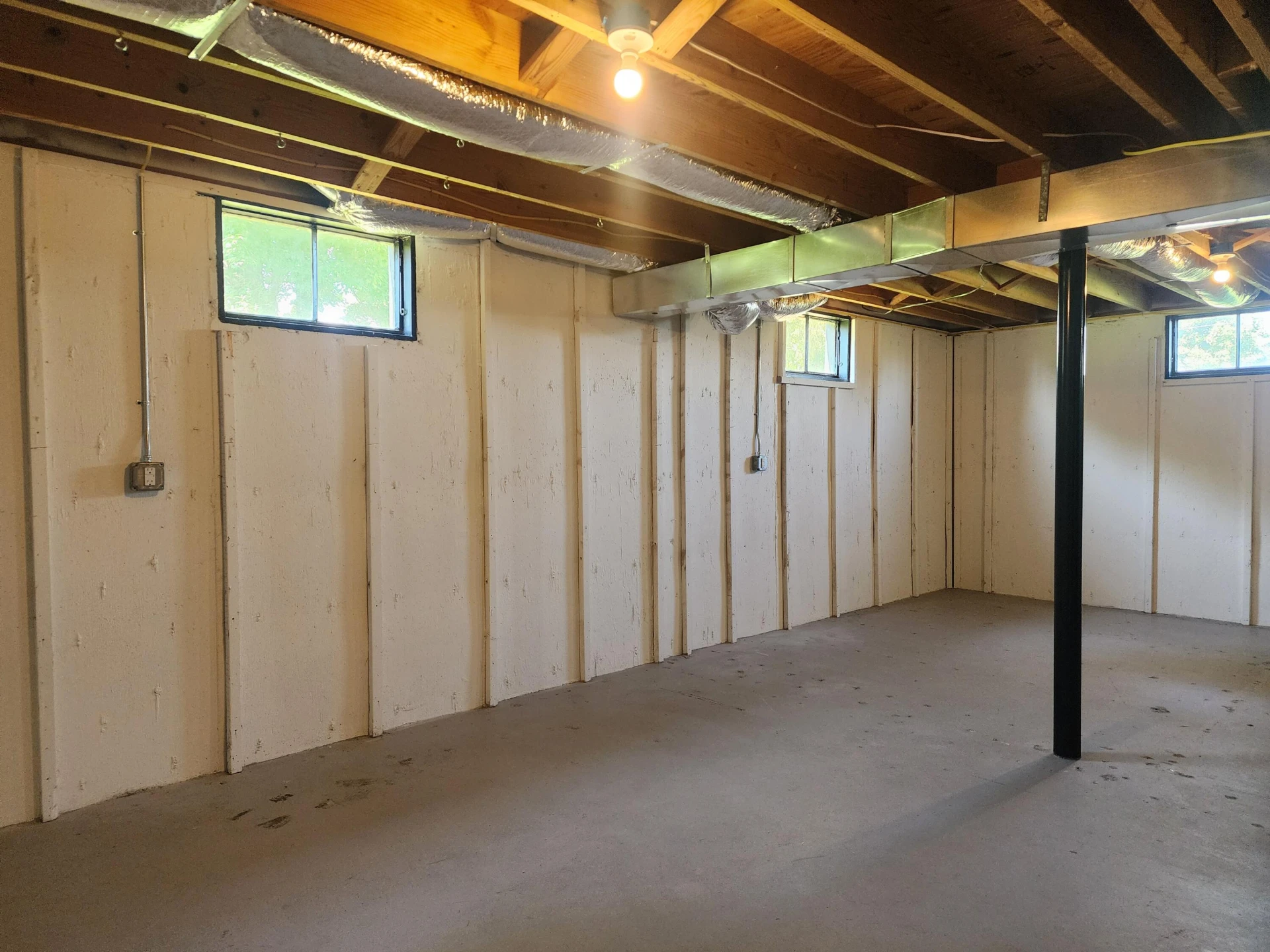 1062 Blandford AVE - Photo 19