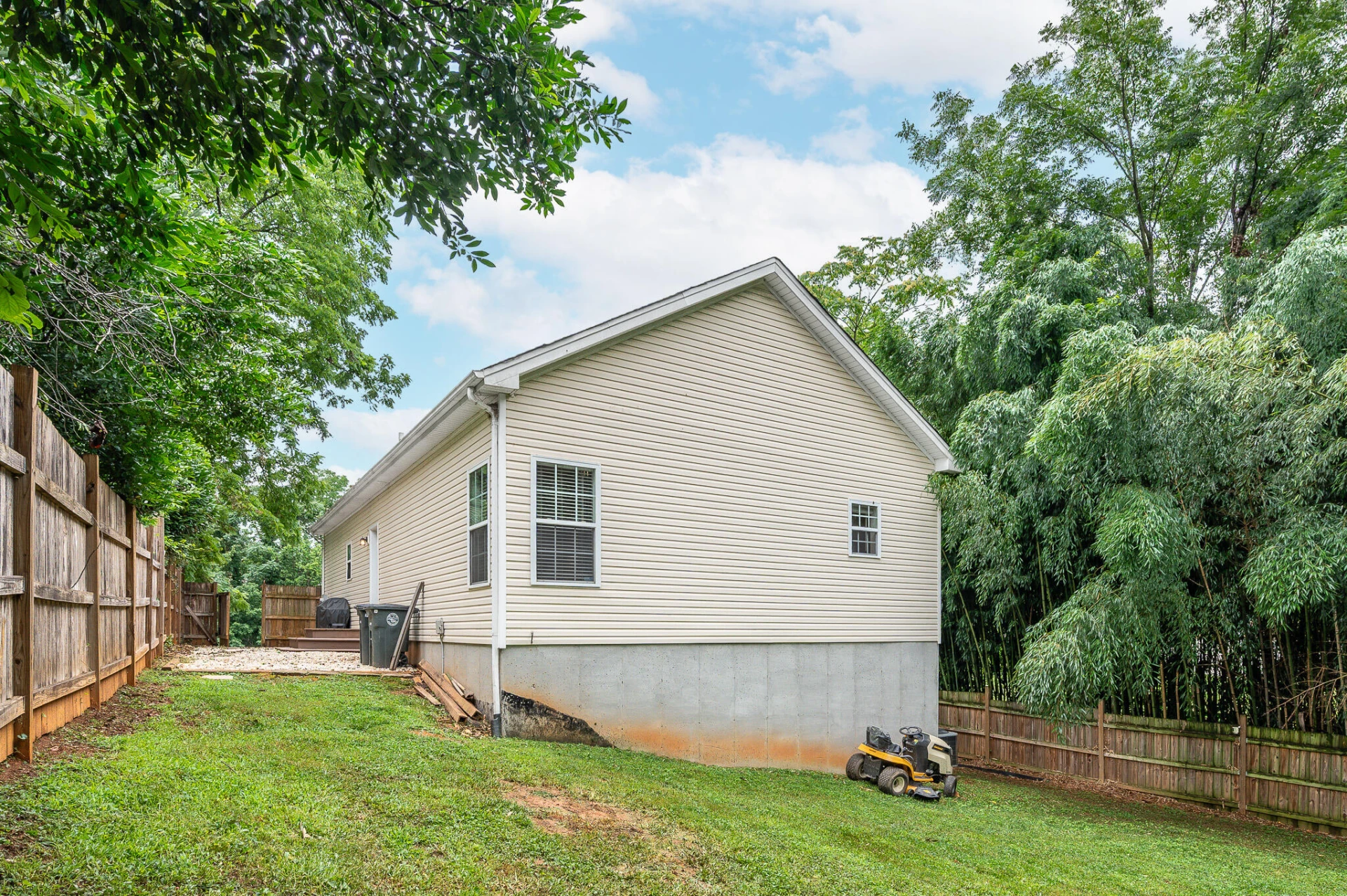 1533 Liggates RD - Photo 36