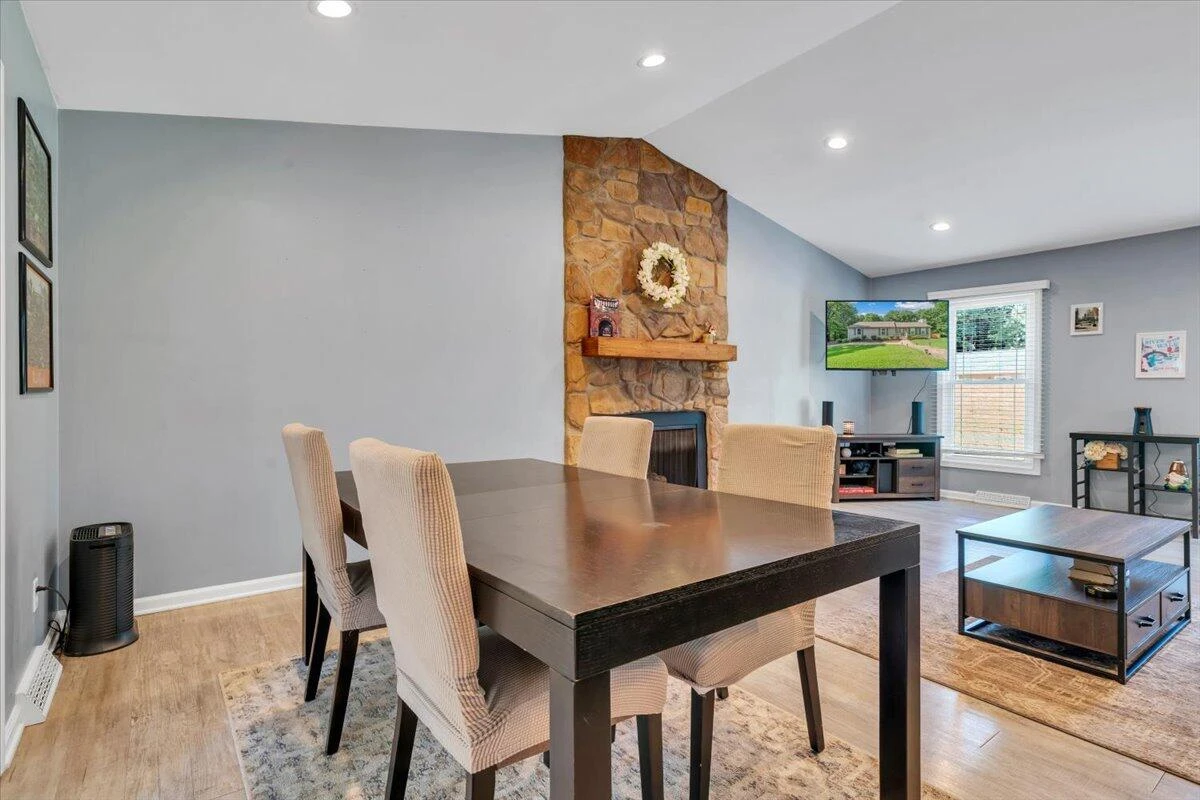 6643 Sugar Ridge DR - Photo 10