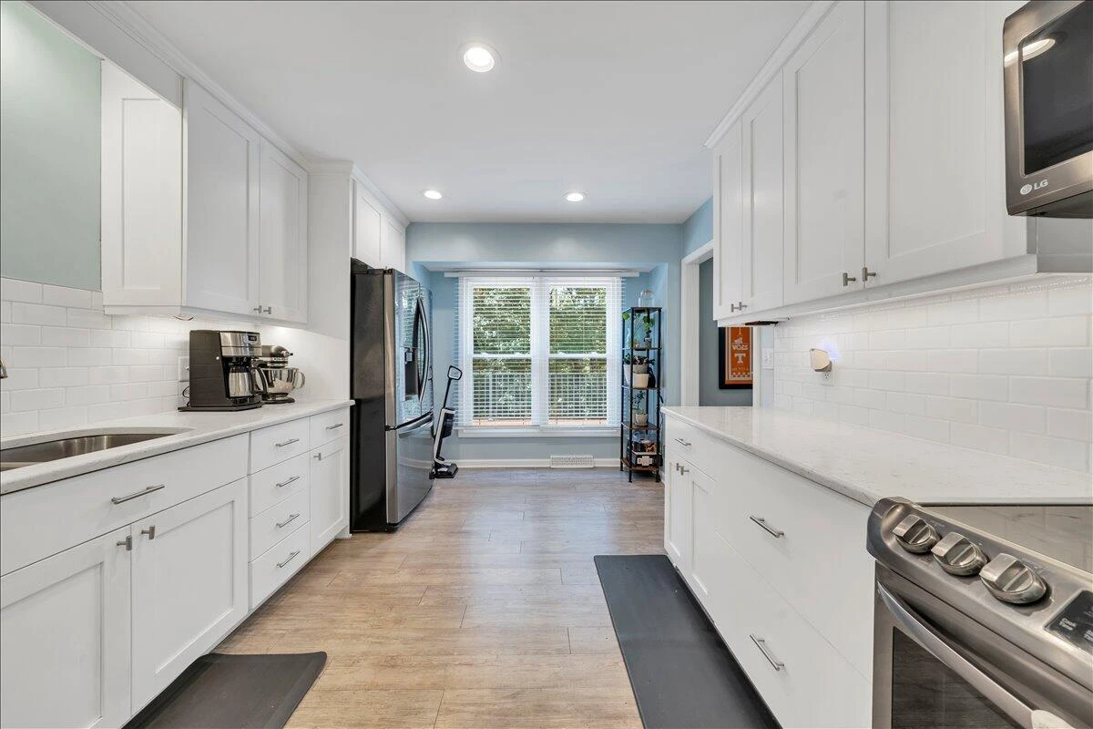 6643 Sugar Ridge DR - Photo 11