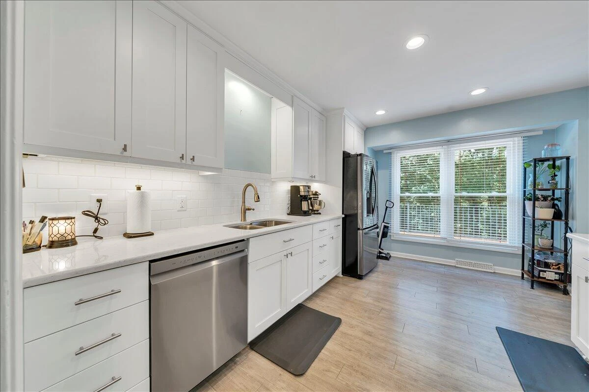 6643 Sugar Ridge DR - Photo 12