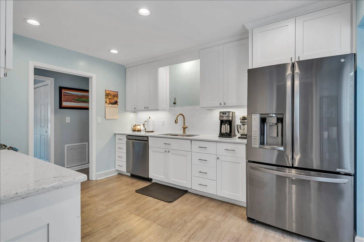 6643 Sugar Ridge DR - Photo 13