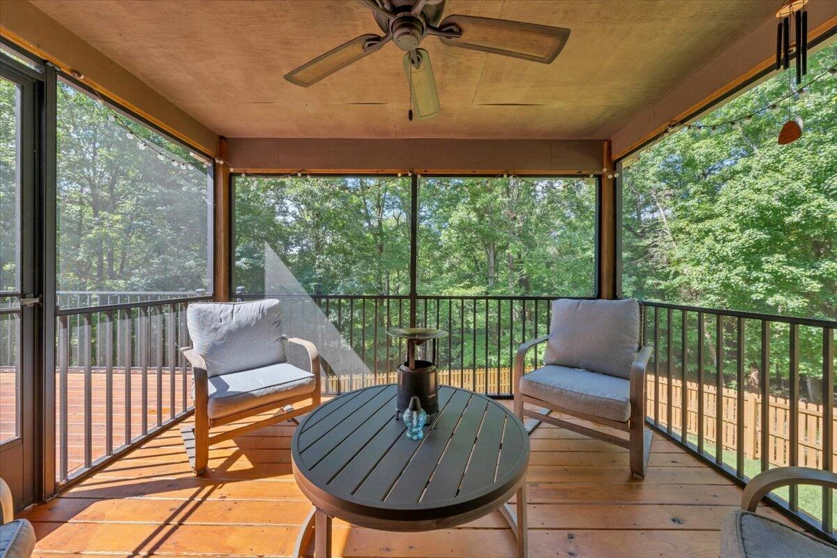 6643 Sugar Ridge DR - Photo 28