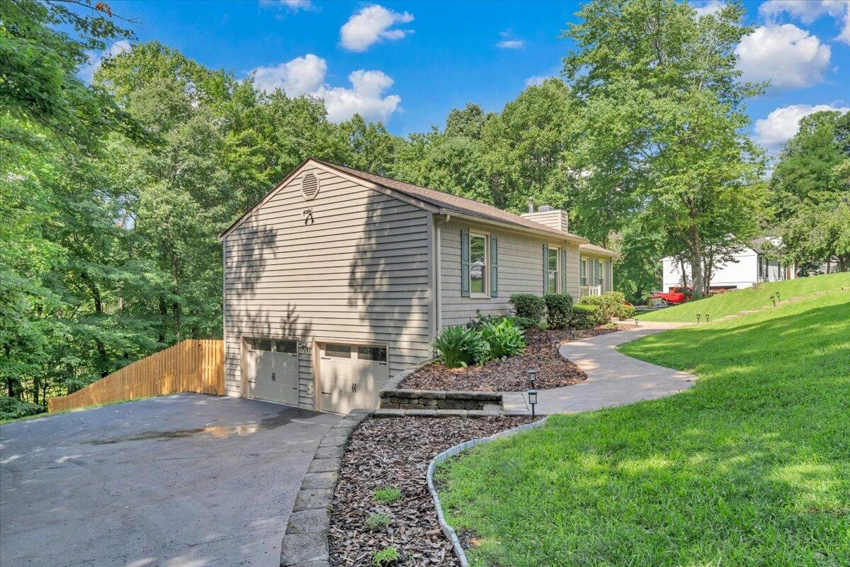 6643 Sugar Ridge DR - Photo 37