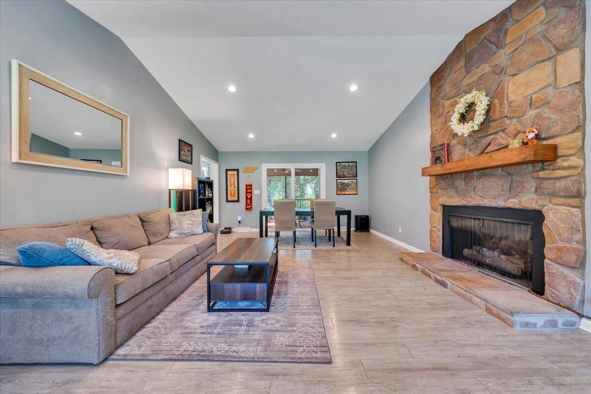 6643 Sugar Ridge DR - Photo 6