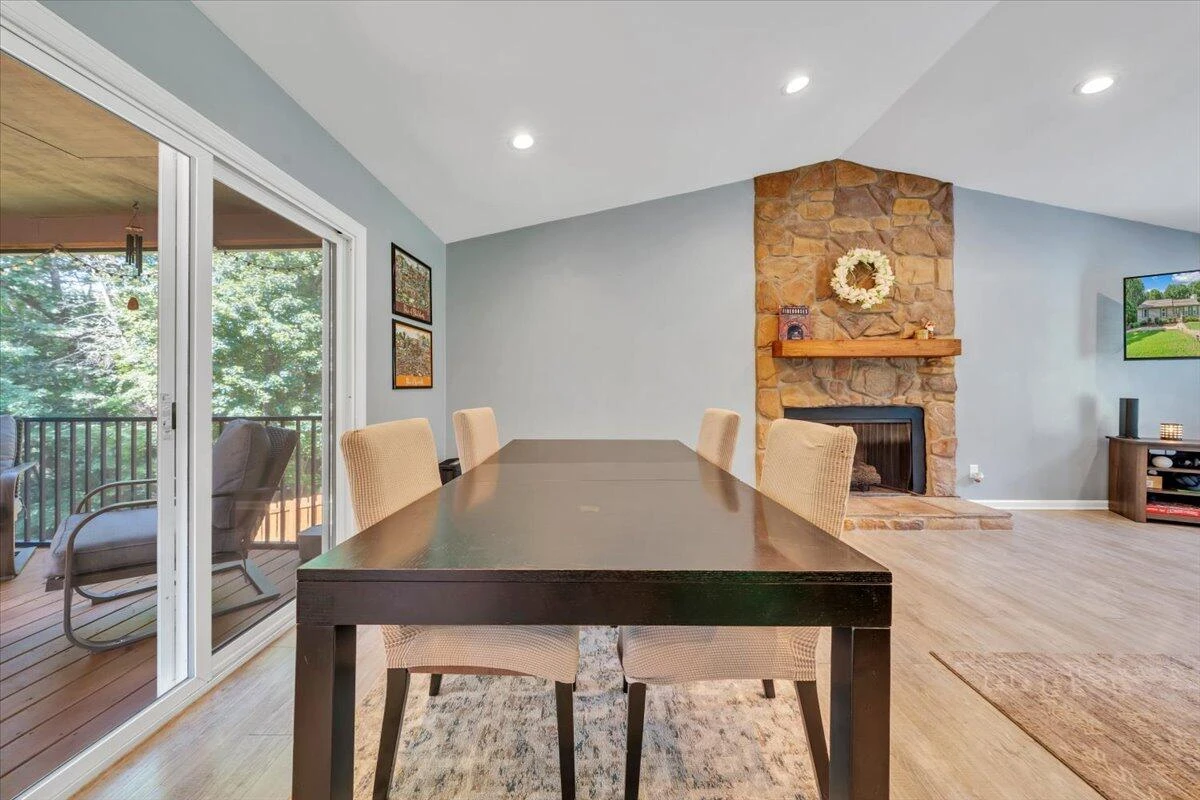 6643 Sugar Ridge DR - Photo 9