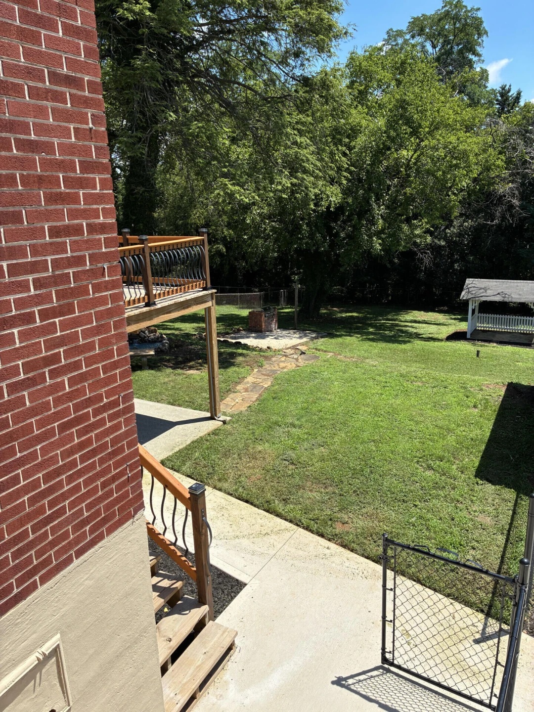 1049 Palmetto AVE NW - Photo 14