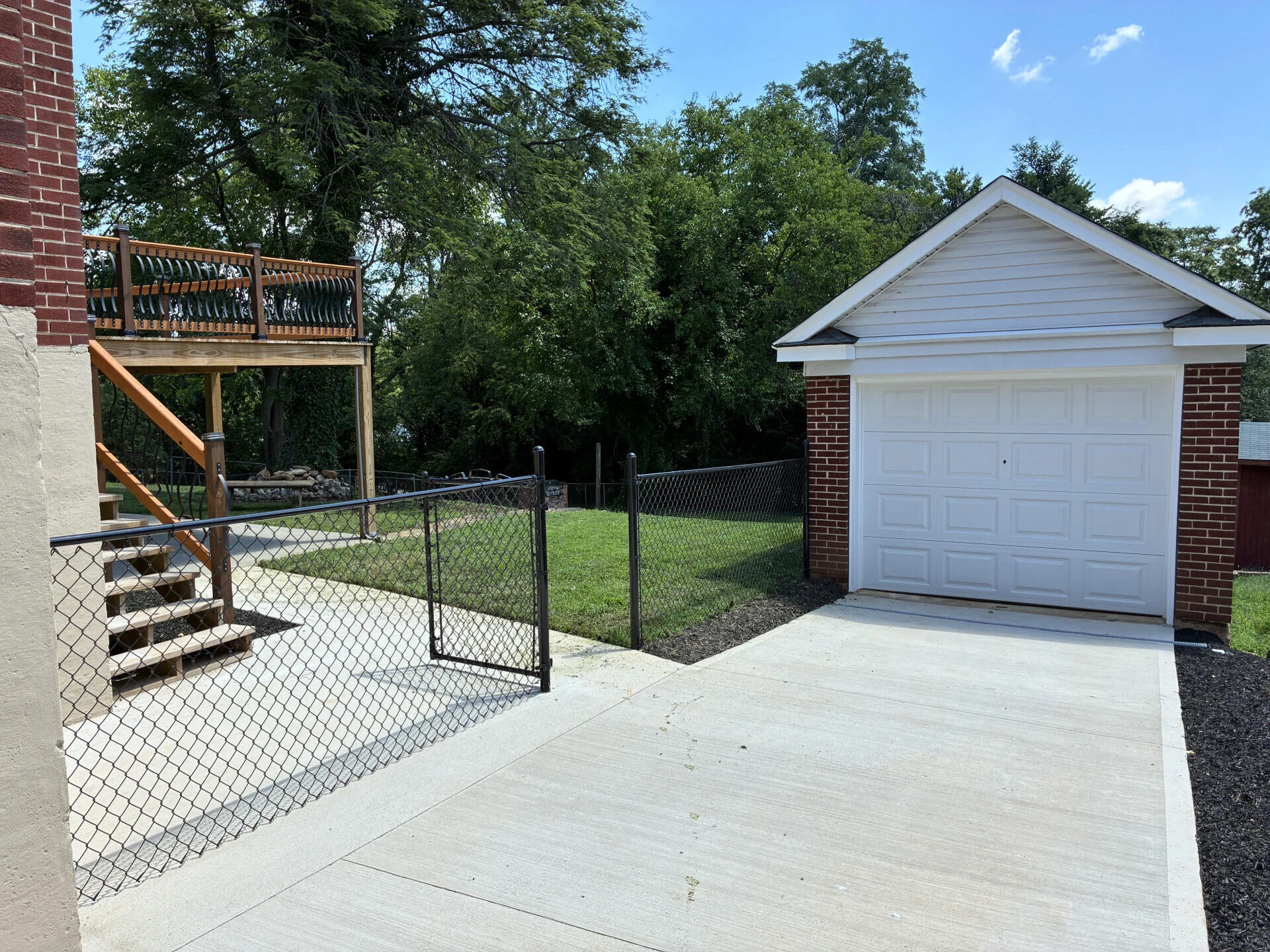 1049 Palmetto AVE NW - Photo 19