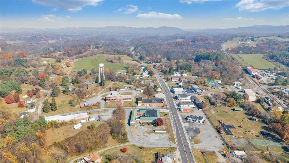 84 School DR - Photo 18