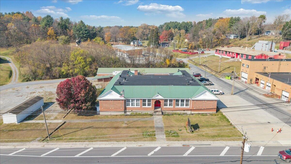84 School DR - Photo 31