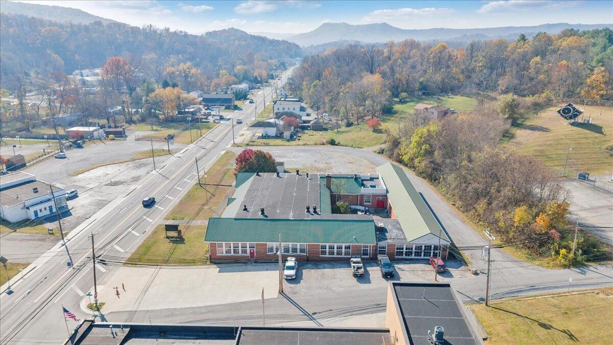 84 School DR - Photo 33