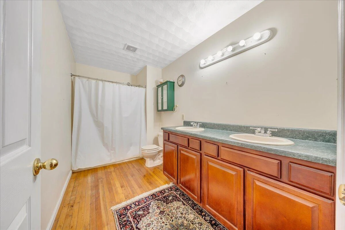 84 School DR - Photo 37