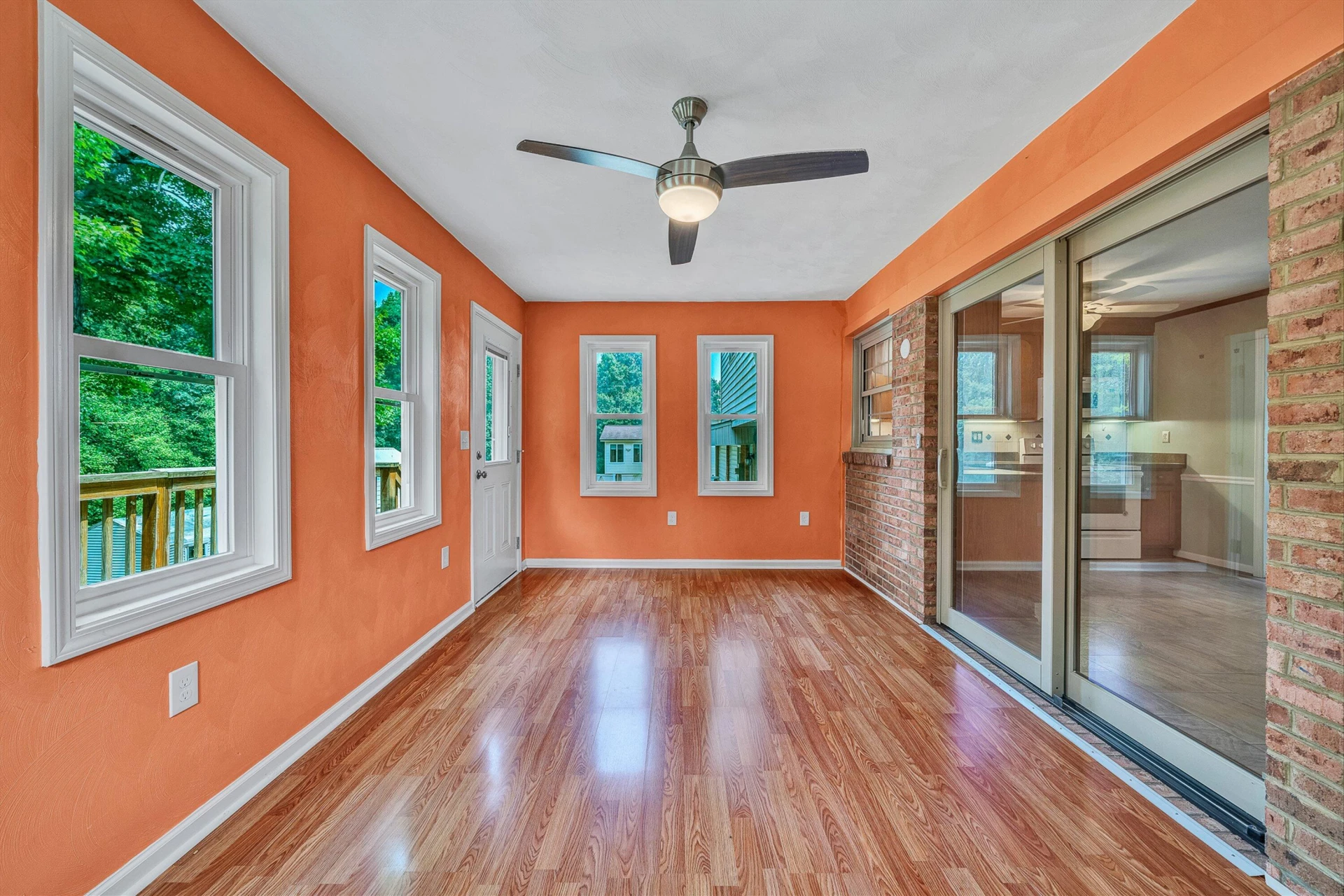 383 Knollwood DR - Photo 16