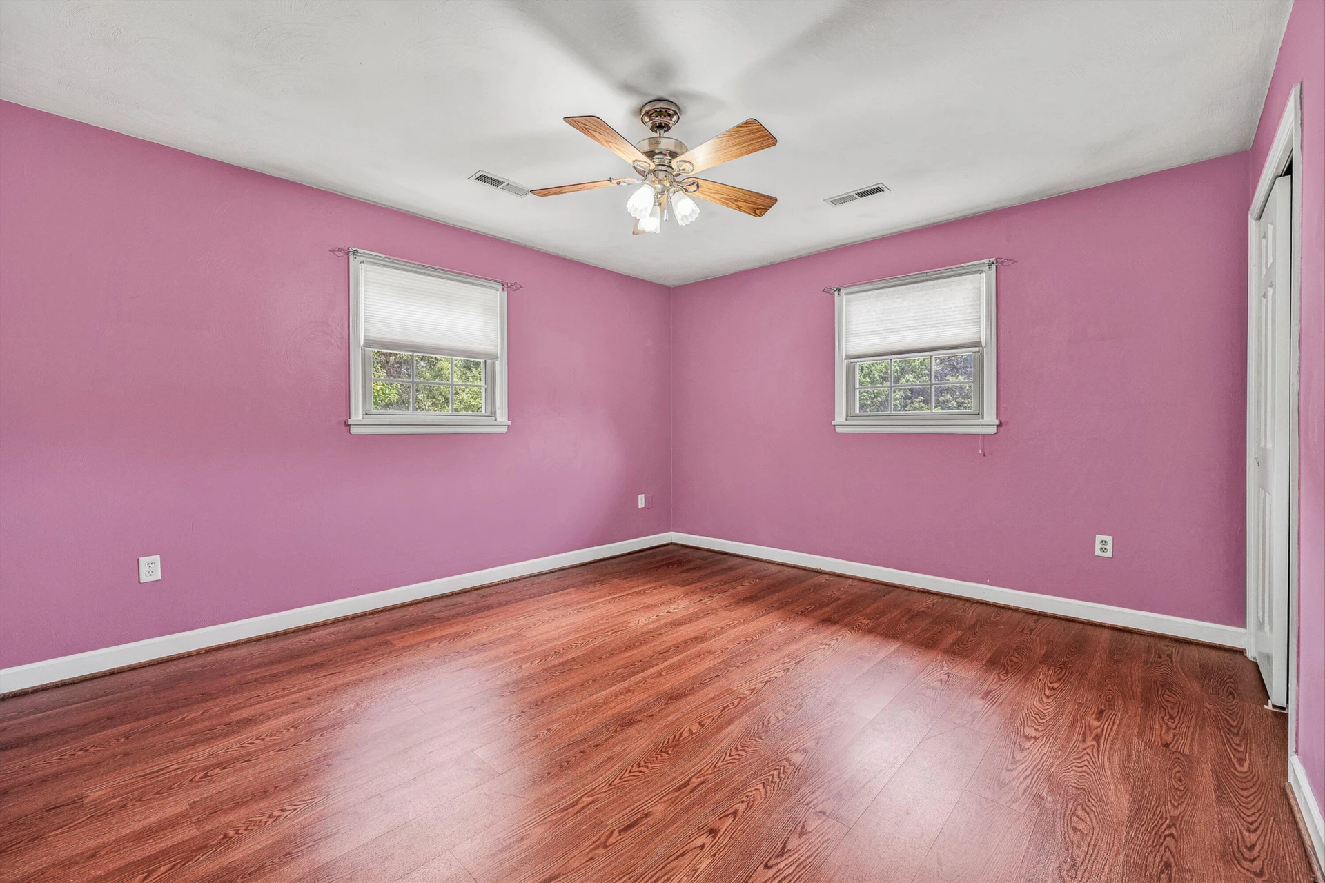 383 Knollwood DR - Photo 19