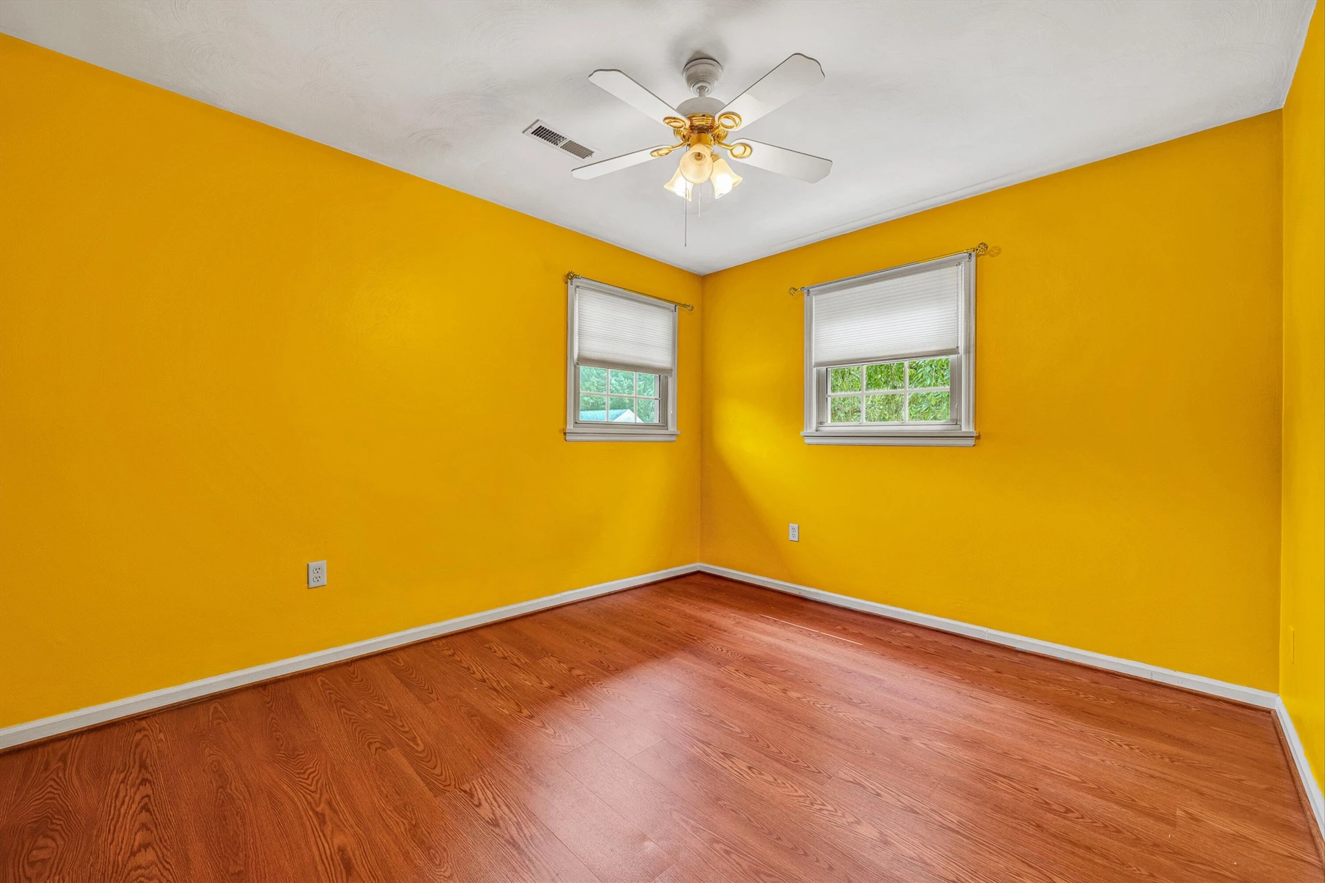 383 Knollwood DR - Photo 21