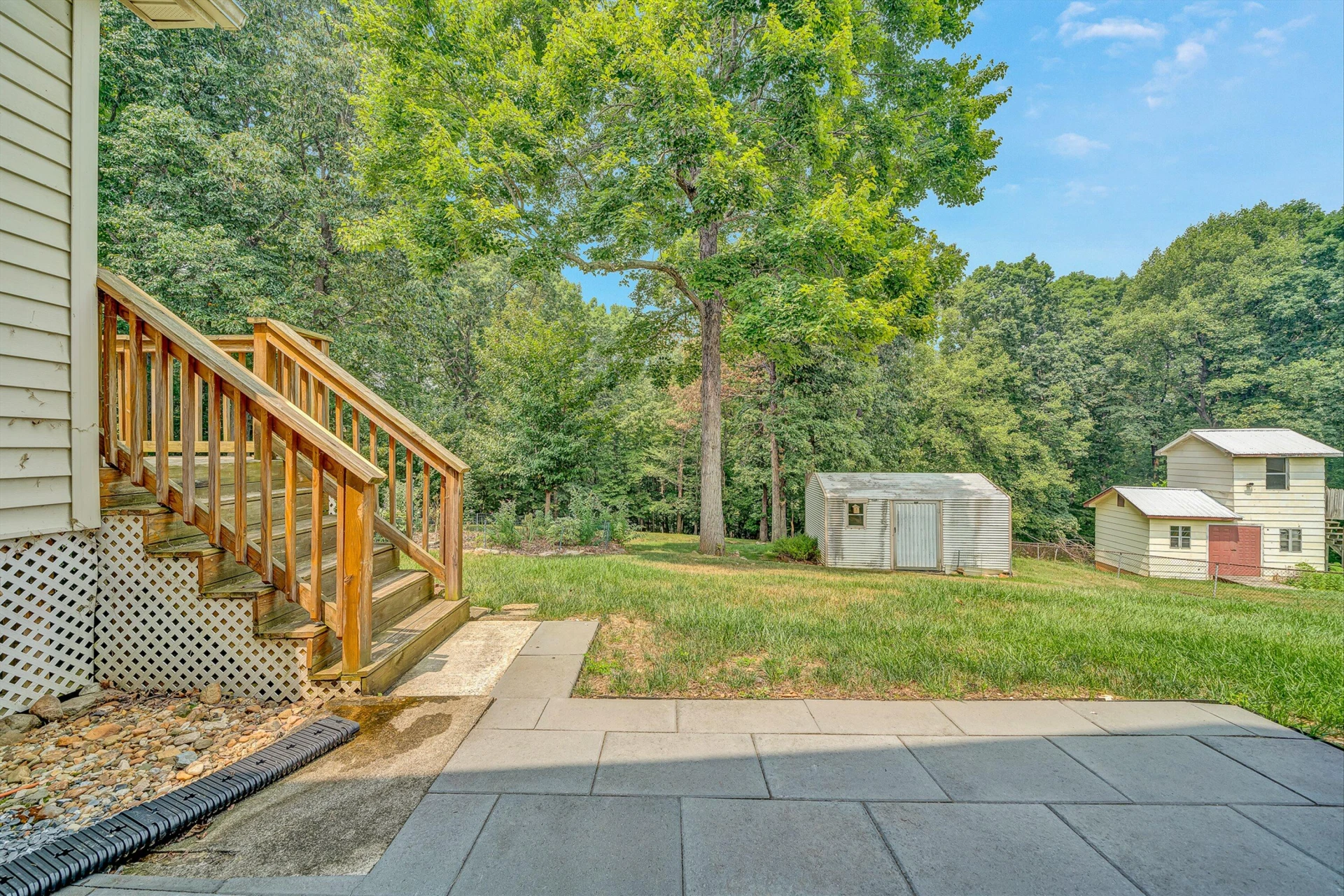 383 Knollwood DR - Photo 30