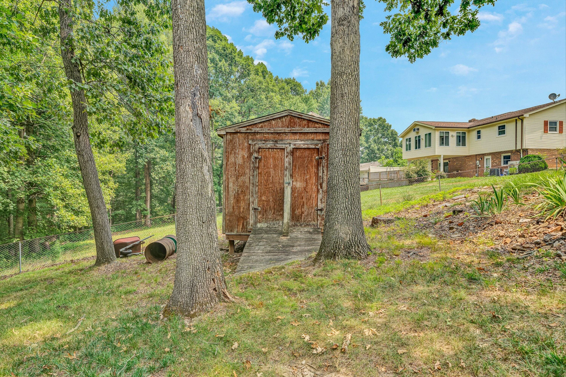 383 Knollwood DR - Photo 35