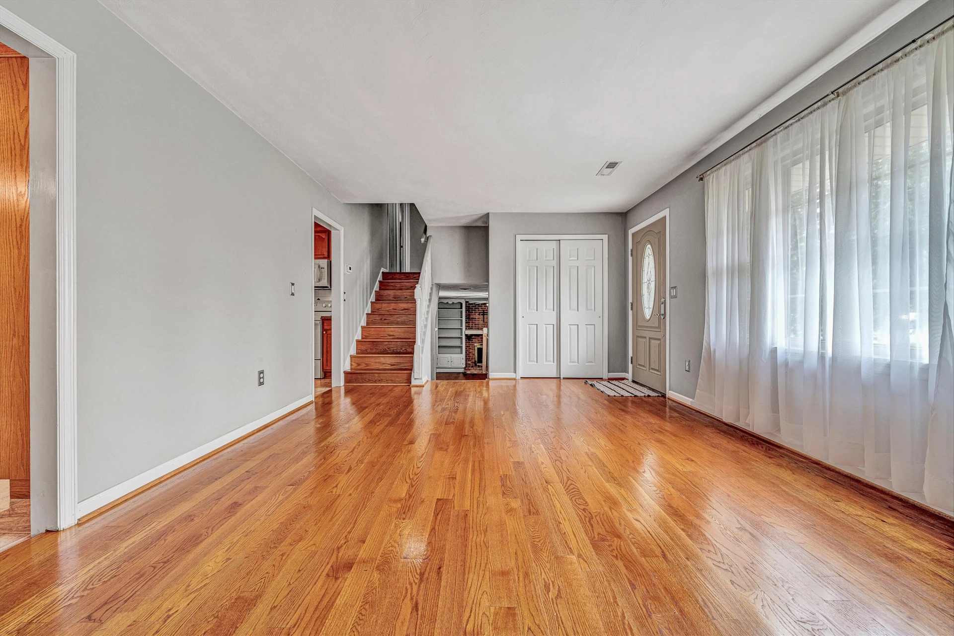 383 Knollwood DR - Photo 6