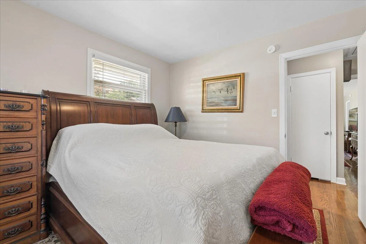2774 Westhampton AVE SW - Photo 20