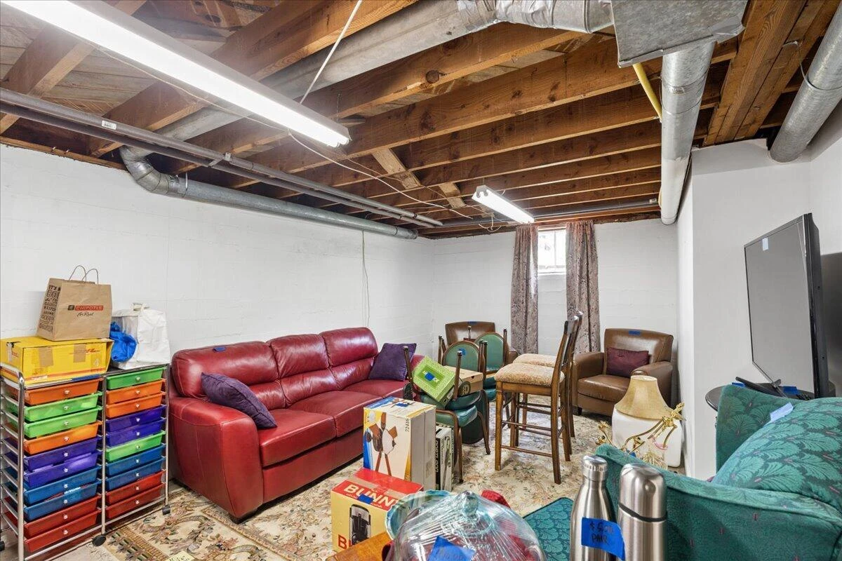2774 Westhampton AVE SW - Photo 24